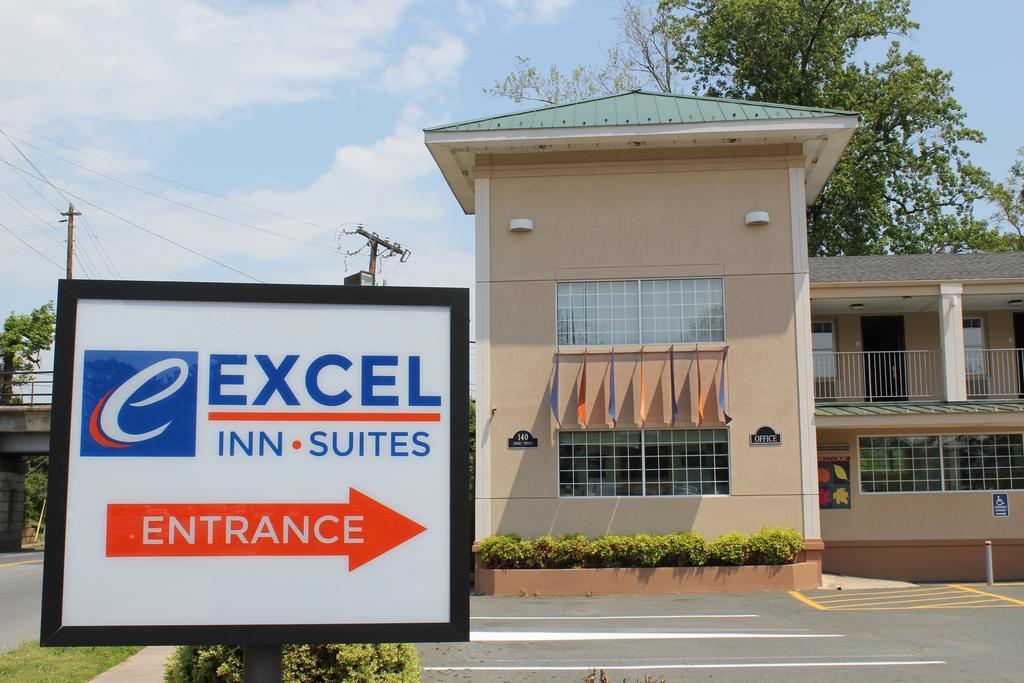 Excel Inn & Suites Charlottesville Exterior photo